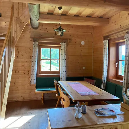 Almhuette Auf Der Laussnitz Alm - Auszeit In Schoener Bergidylle Auf 1836m ホームステイ