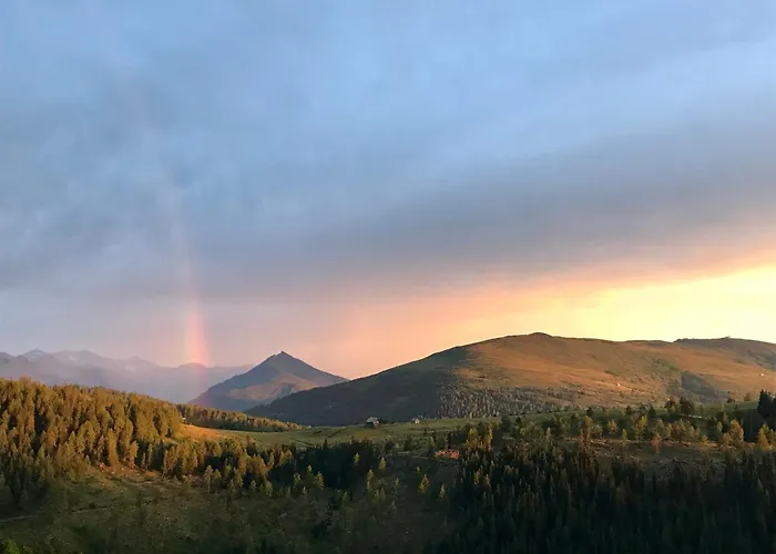 Проживание в семье Almhuette Auf Der Laussnitz Alm - Auszeit In Schoener Bergidylle Auf 1836m Реннвег-ам-Качберг